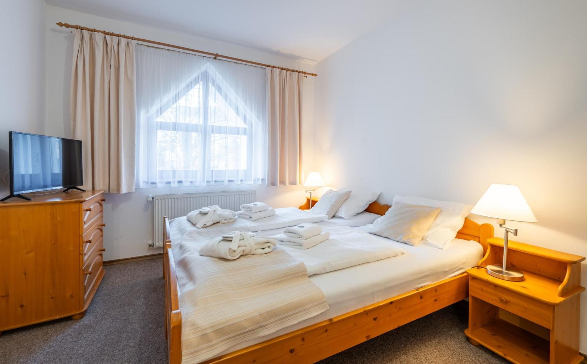 Hotel Sanatorium Mariot Františkovy Lázně Kültér fotó