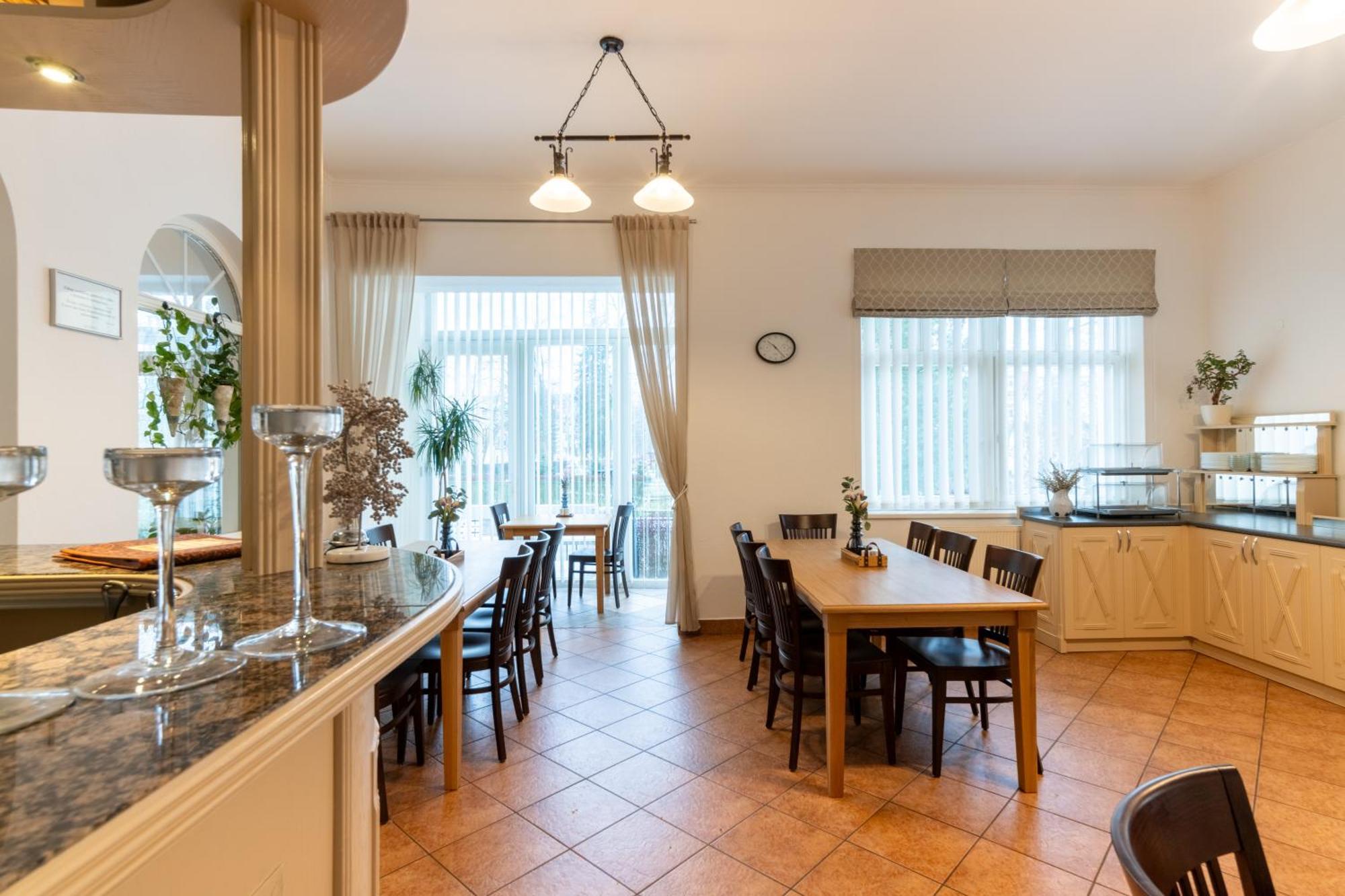 Hotel Sanatorium Mariot Františkovy Lázně Kültér fotó